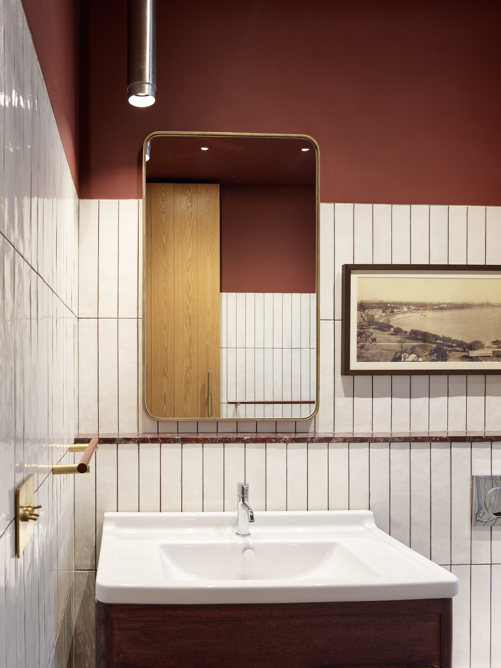 Case Design - Home in Worli